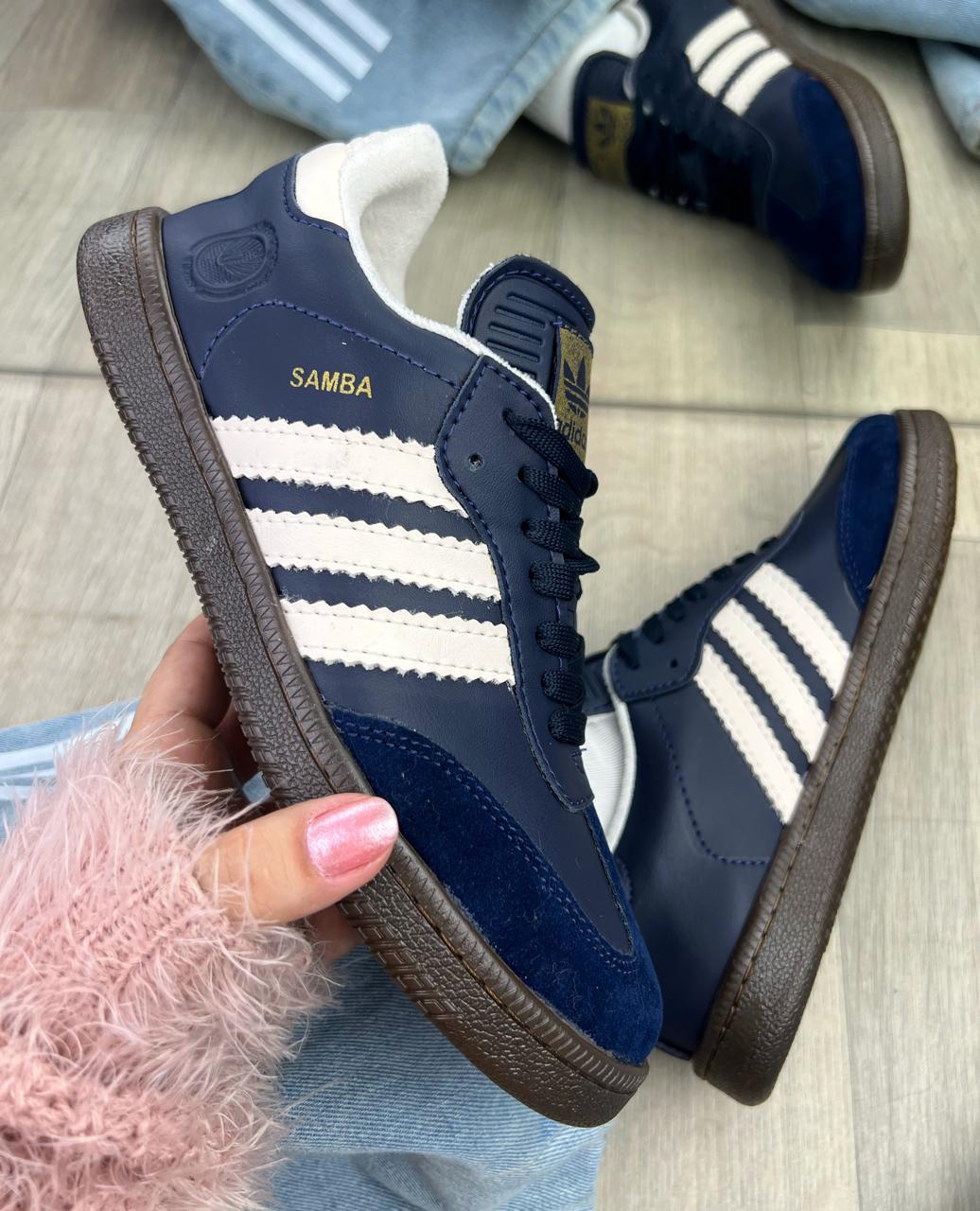 Azul